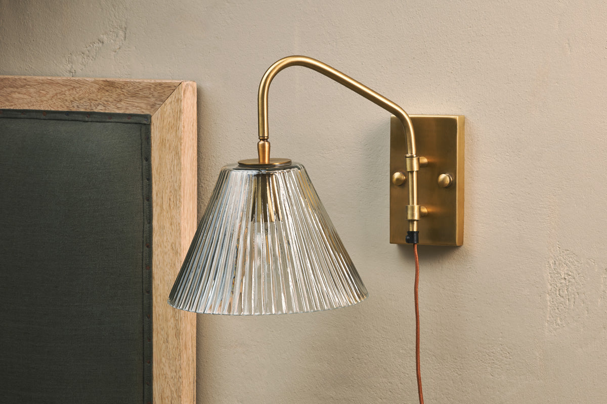 Akoli Glass Wall Lamp - Clear & Antique Brass