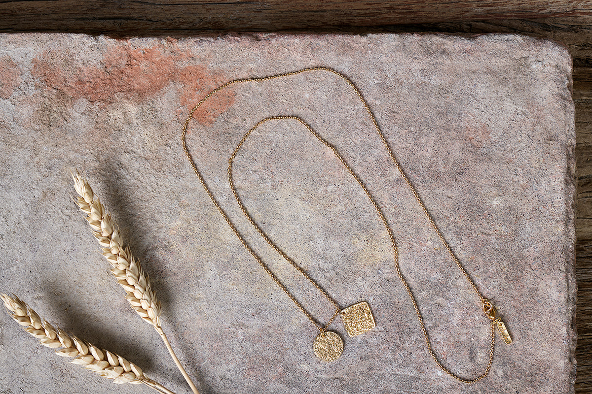 Aavani Necklace - Gold