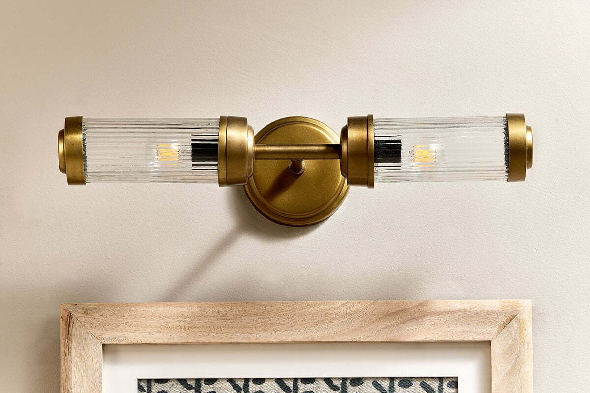 Akurdi Bathroom Double Wall Lamp