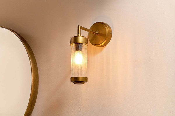 Akurdi Bathroom Single Wall Lamp