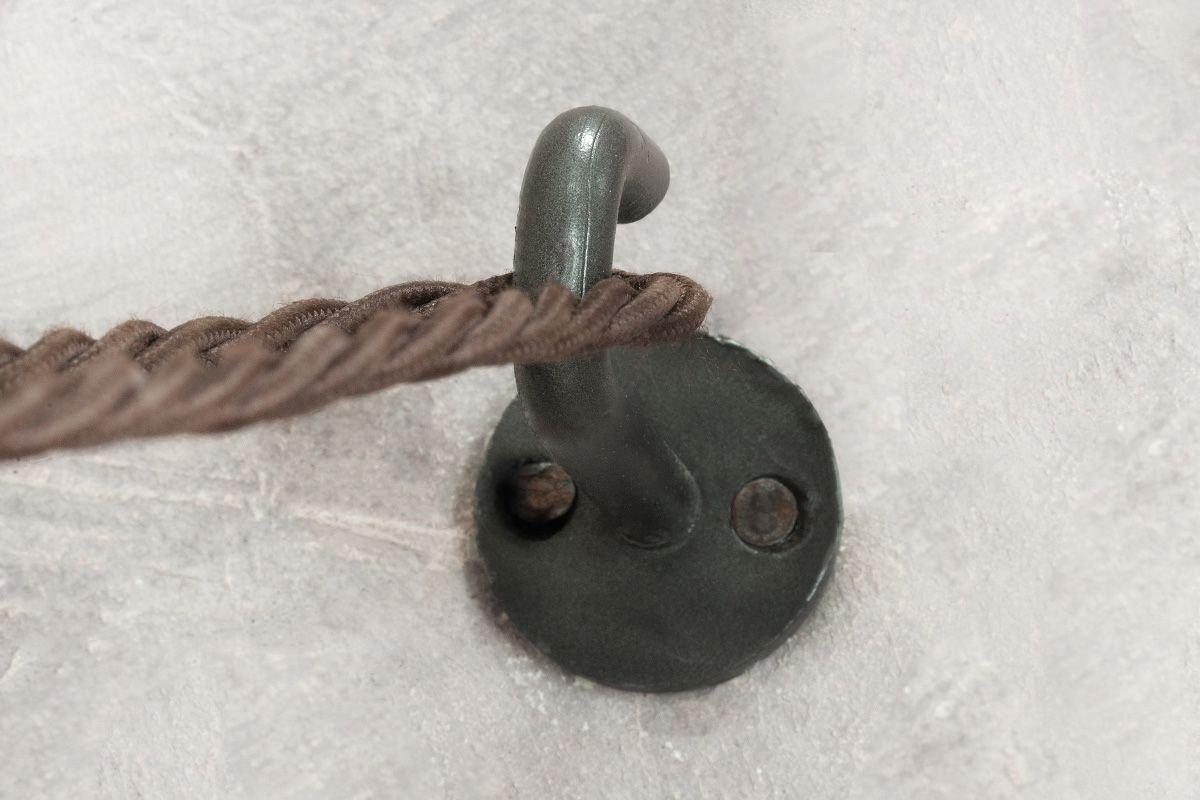 Aniko Iron Hook