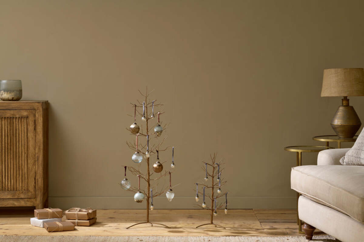 Charida Wire Tree