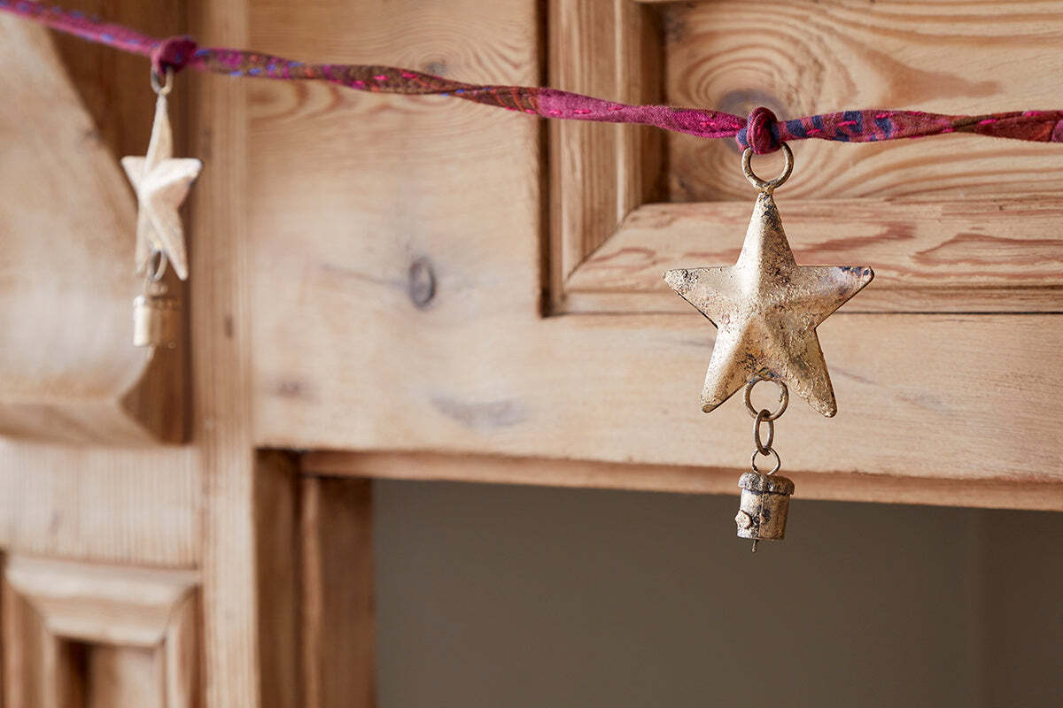 Didi Star Garland - Antique Brass