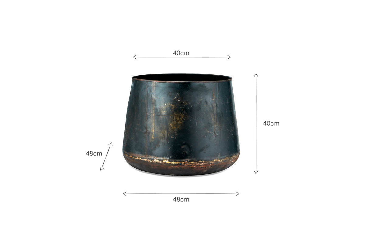 Endo Reclaimed Iron Planter