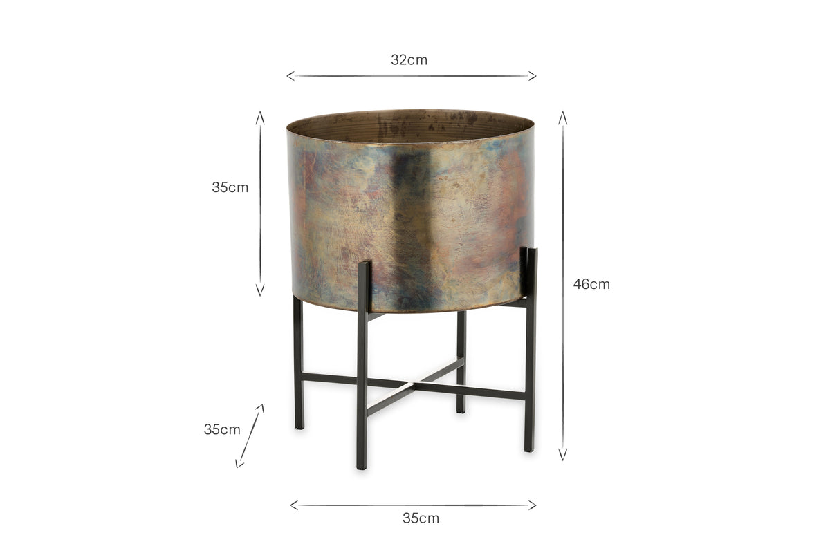 Juoni Iron Planter