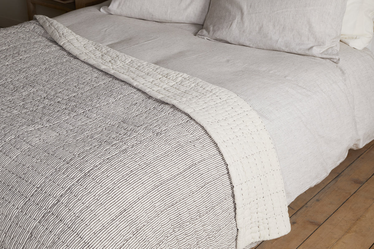 Dipti Cotton & Linen Block Print Bed Quilt - Charcoal