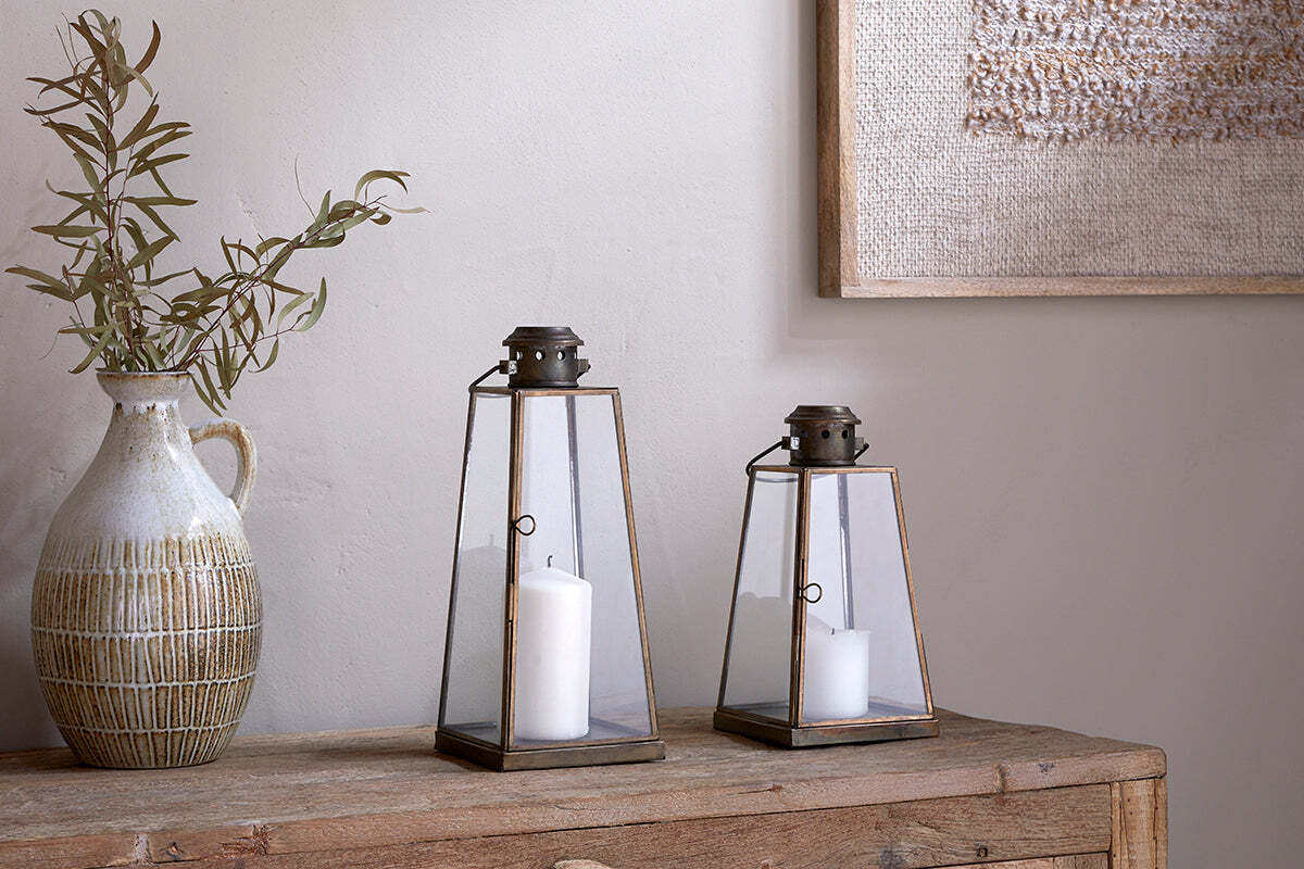 Giva Lantern - Antique Brass