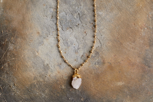 Hadari Rose Quartz Necklace - Gold