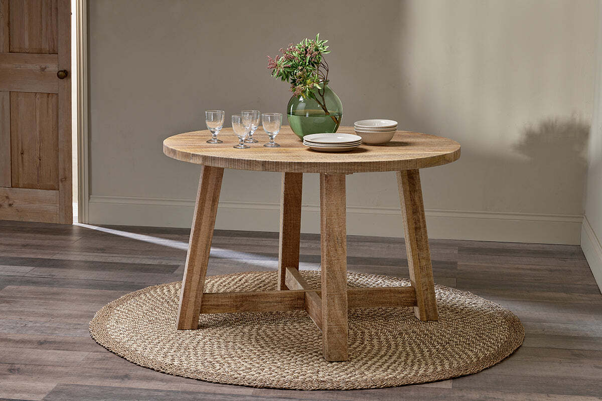 Indali Mango Wood Round Dining Table - Natural