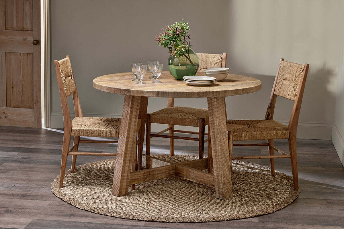 Indali Mango Wood Round Dining Table - Natural