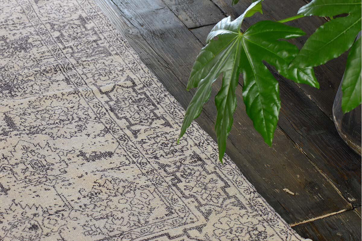 Iria Antique Print Rug