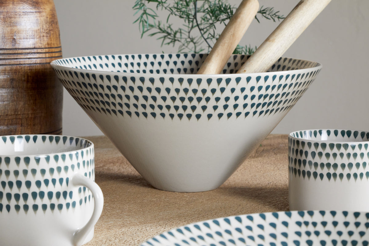 Juniper Drop Serving Bowl - Cream & Juniper - Medium