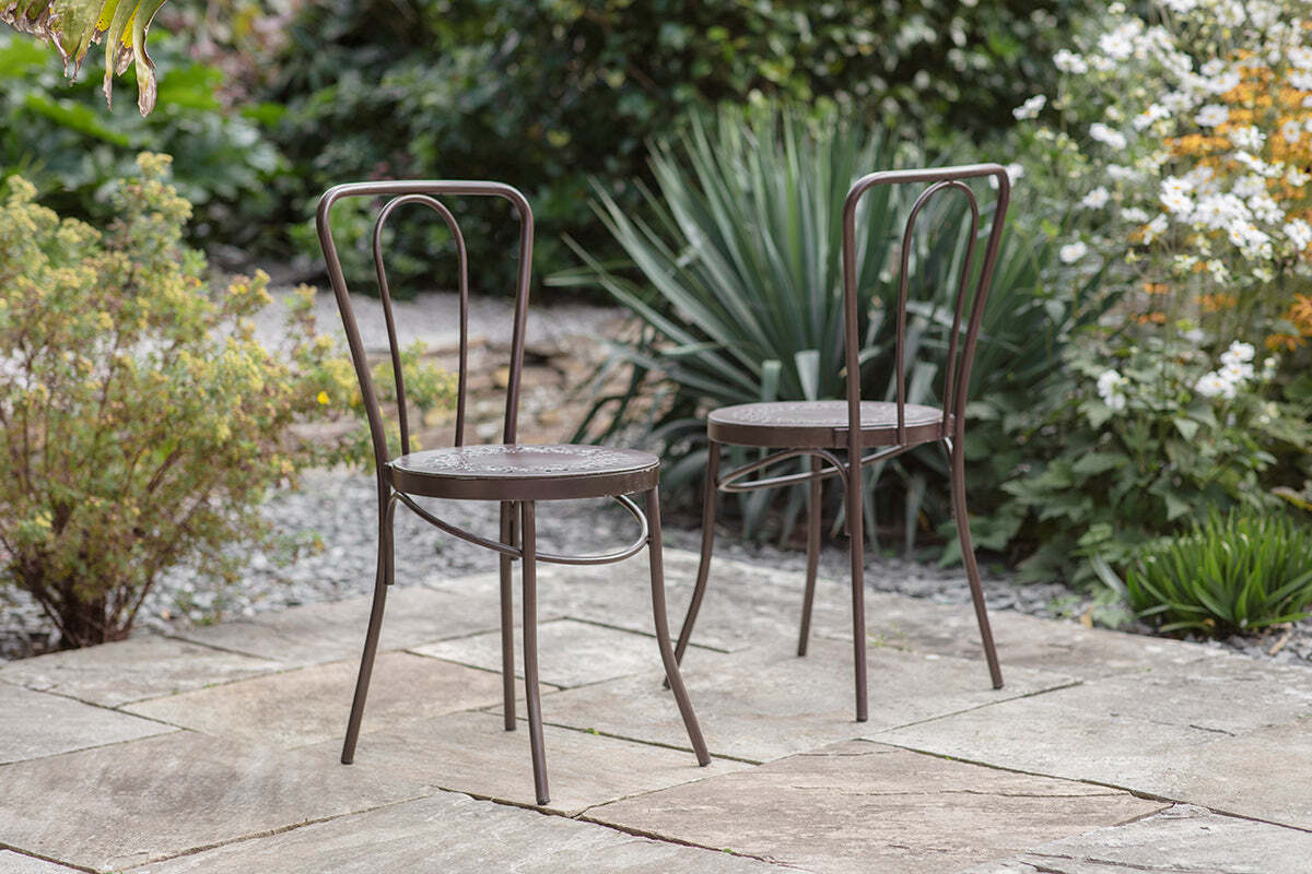 Jeavika Iron Outdoor Bistro Chair  - Black