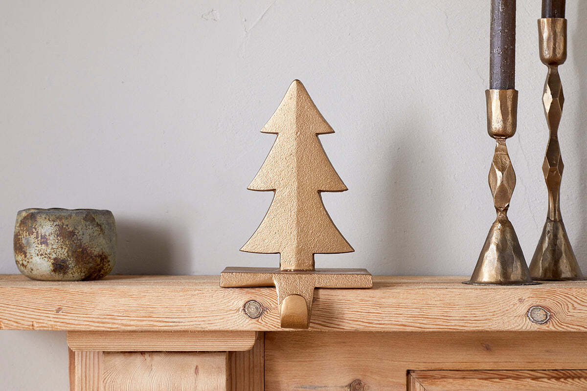 Kotta Stocking Tree Holder - Antique Brass