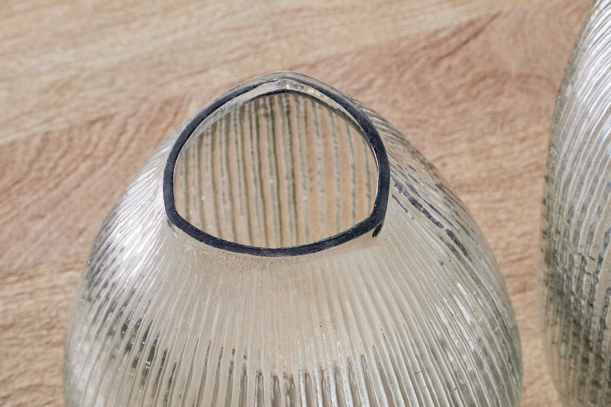 Linsy Ribbed Glass Vase - Clear