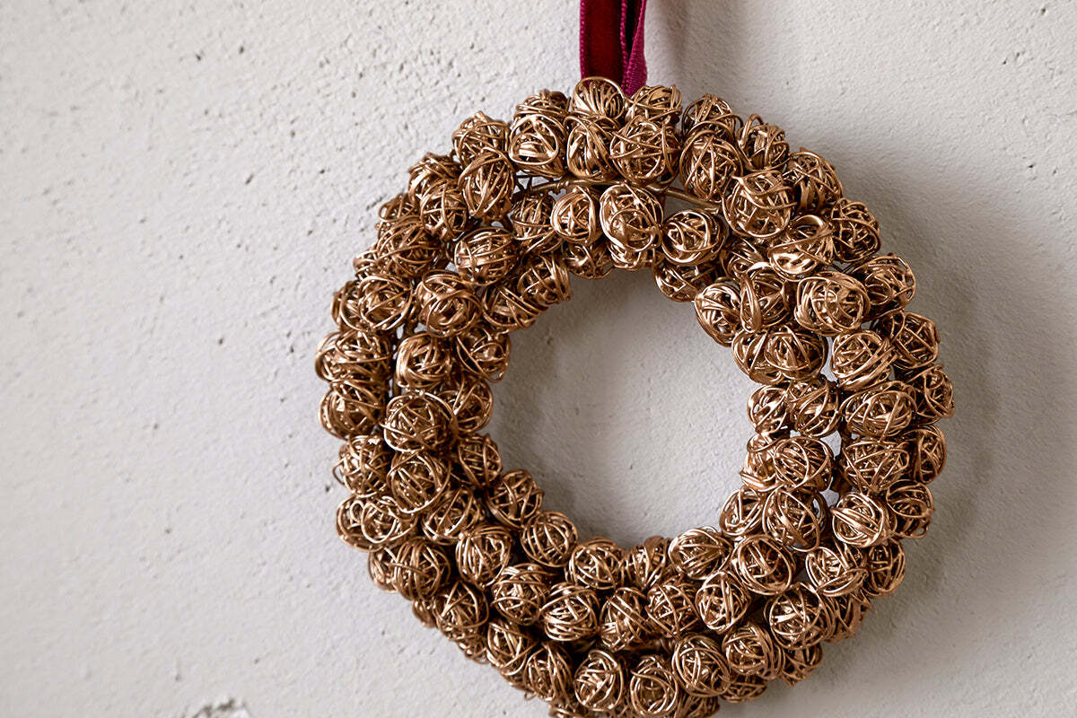 Madhi Mini Wreath Bauble - Brass