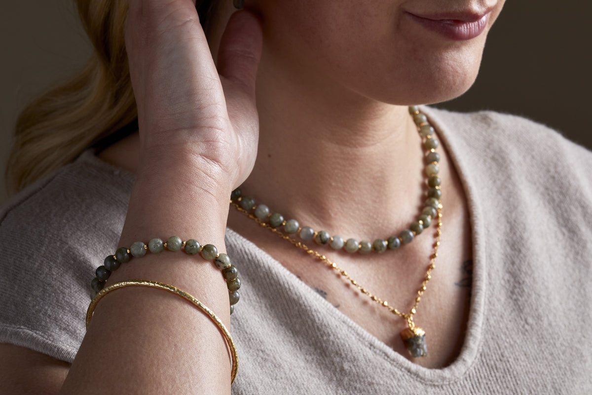 Marai Bracelet - Labradorite