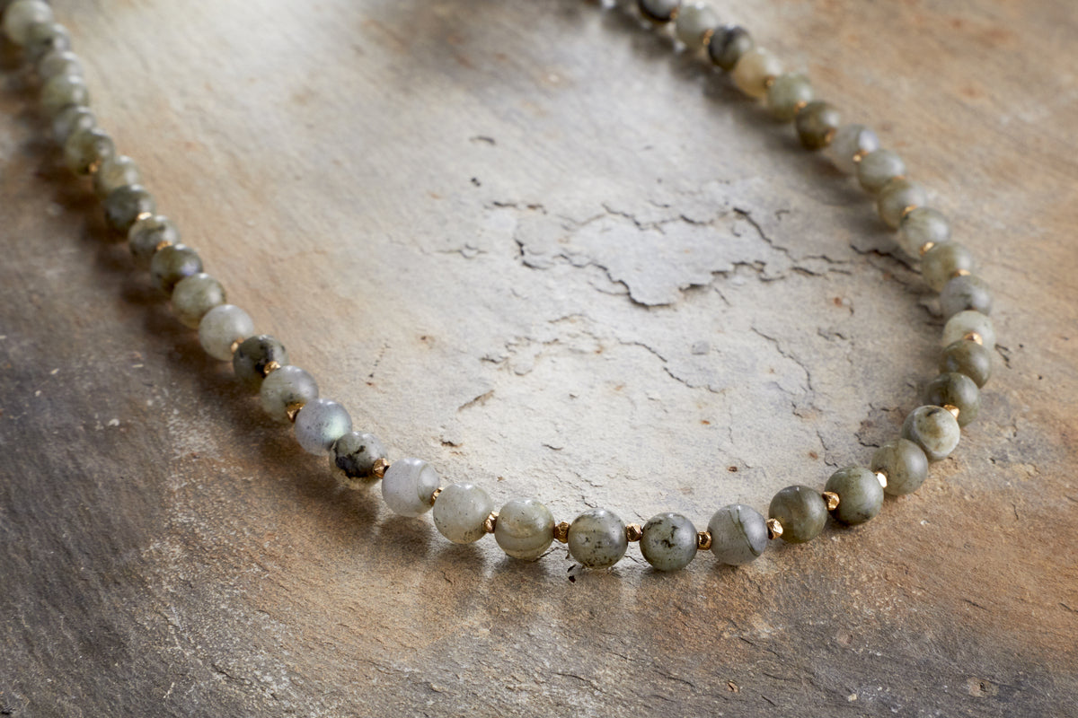 Marai Necklace - Labradorite
