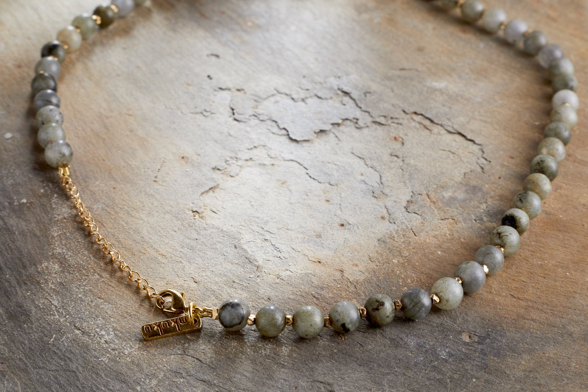 Marai Necklace - Labradorite