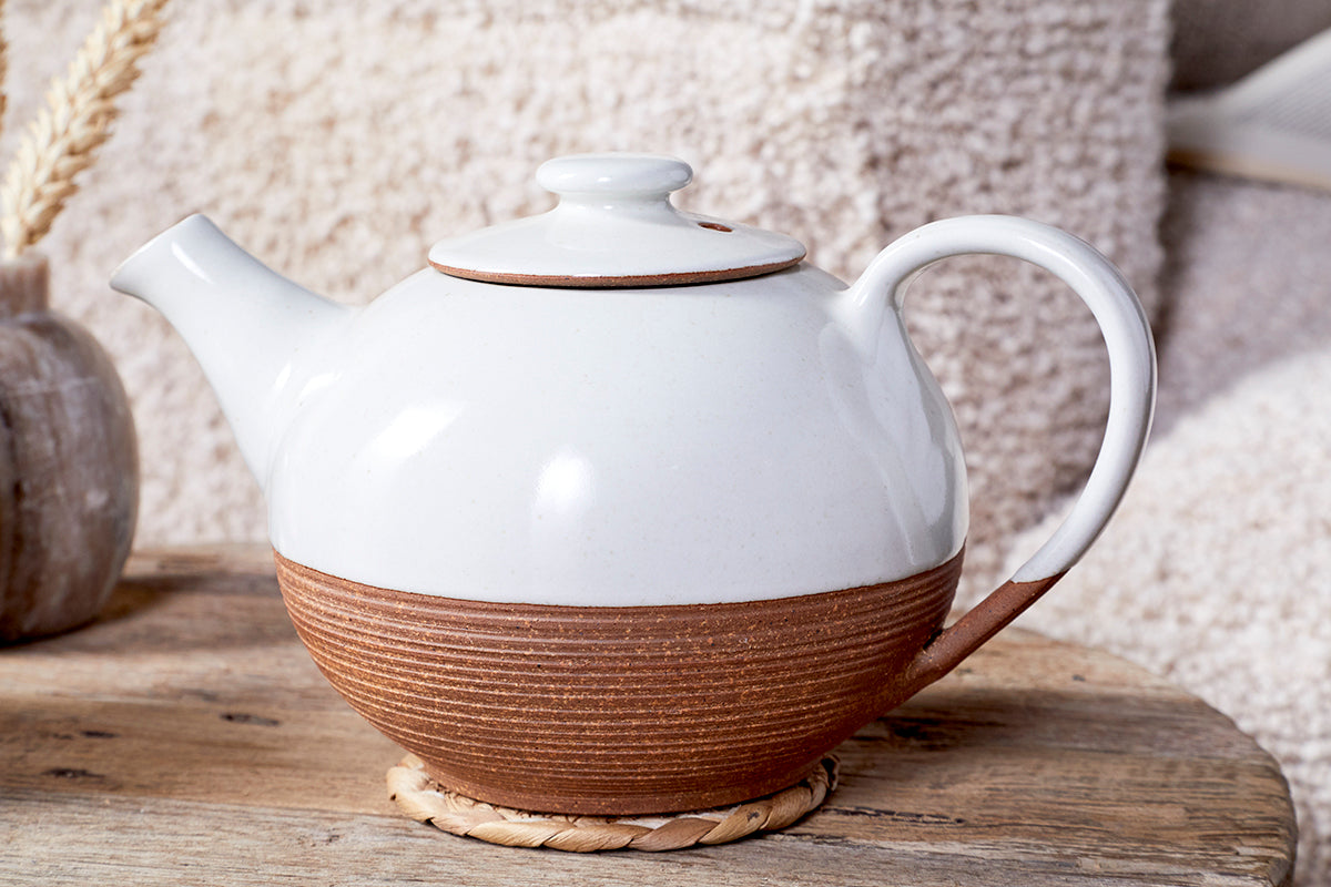 Mali Ribbed Teapot - White