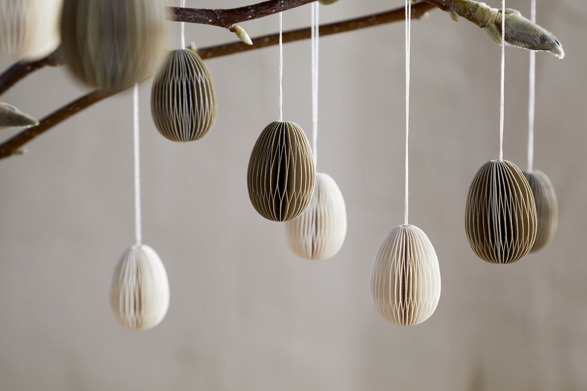 Piani Mini Hanging Paper Decoration - Natural & Moss - (Set of 12)