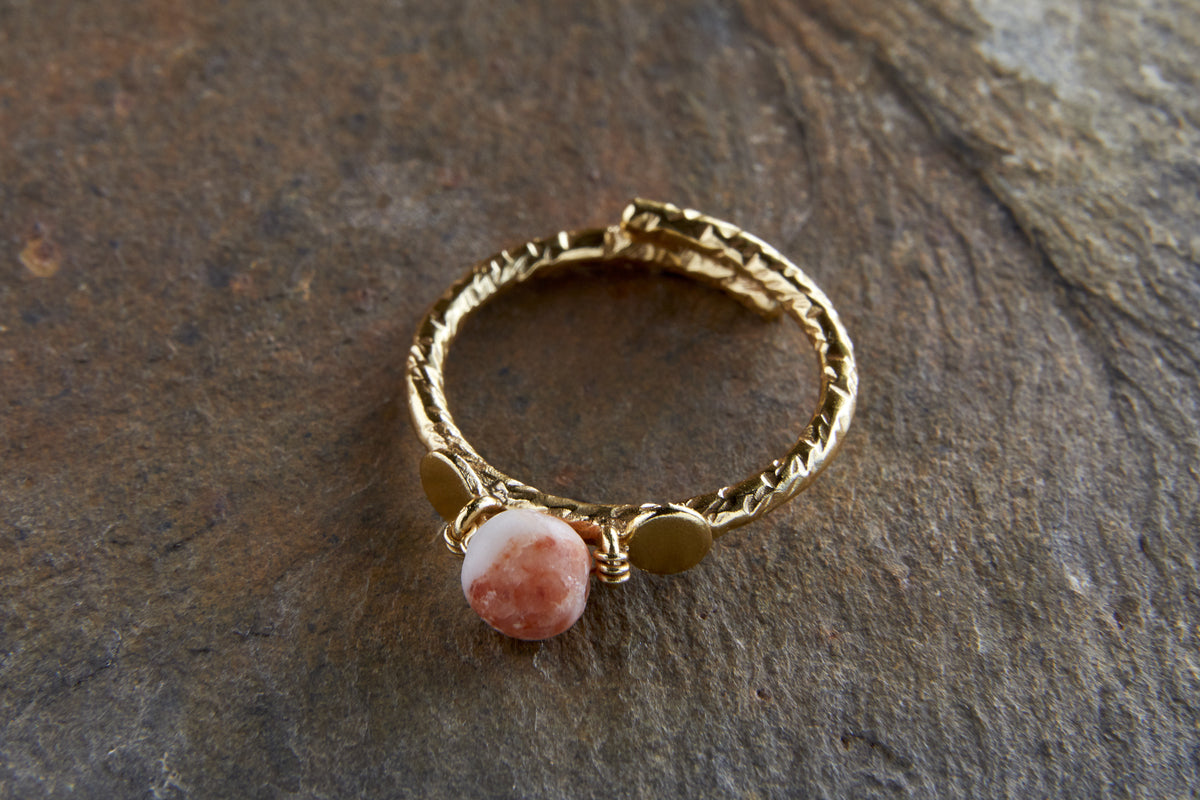 Cerita Rhodochrosite Ring - Rhodochrosite & Gold