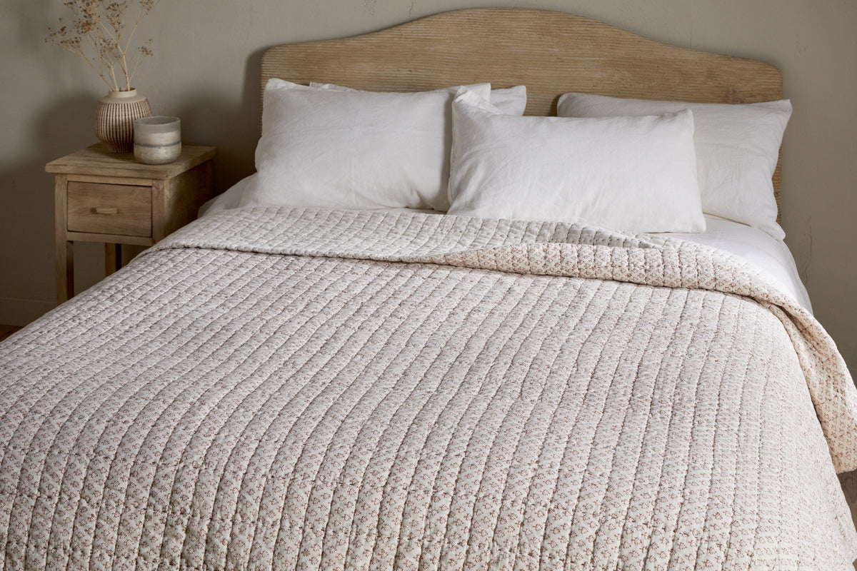 Peplu Cotton & Linen Screen Print Bed Quilt - Rust