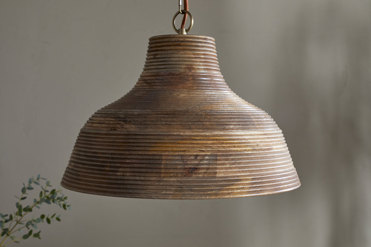 Nadi Grooved Wood Pendant - Natural & Antique Brass