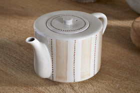 Patthar Teapot - Cream & Clay