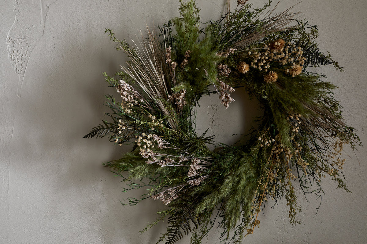 Taraji Wreath - Natural & Moss