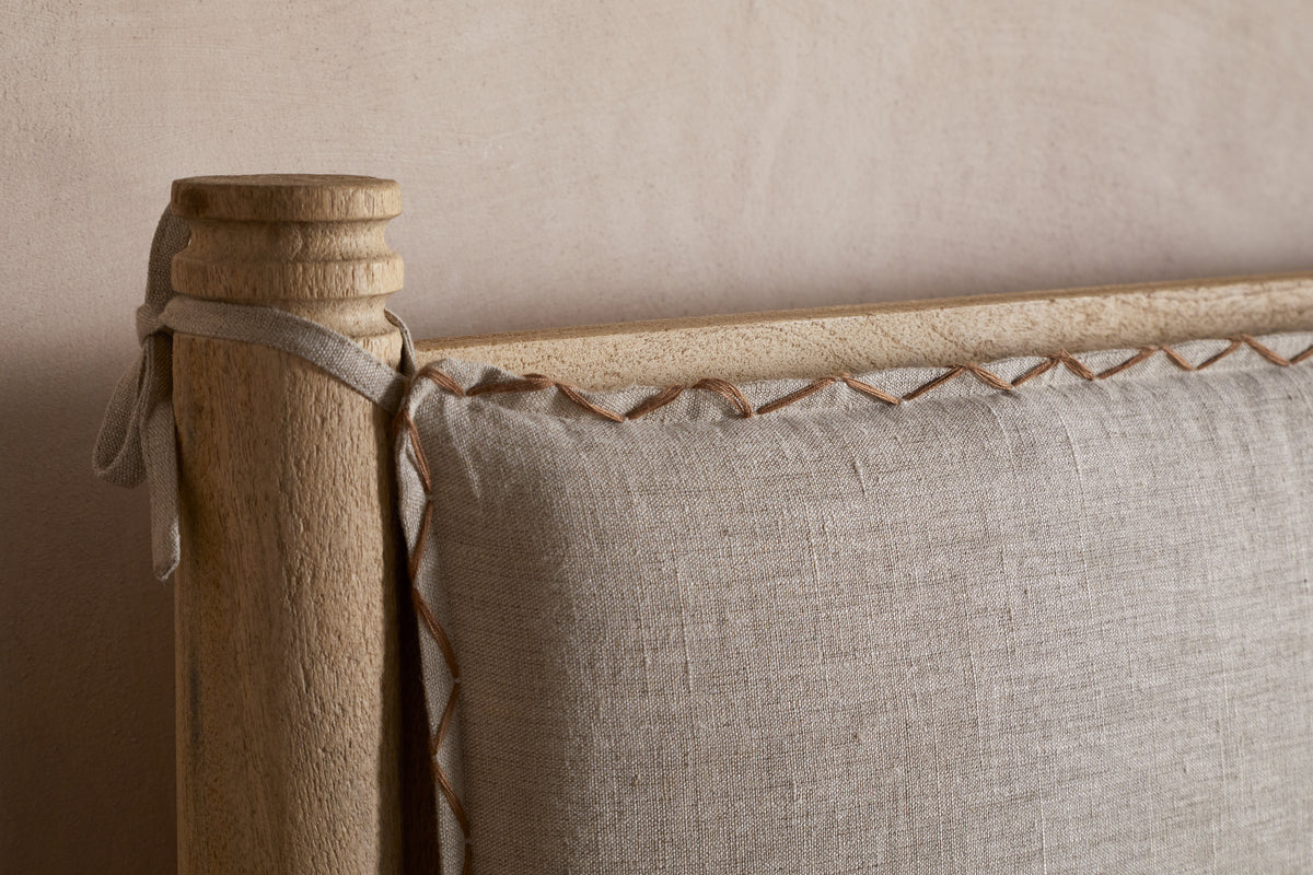 Sri Mango Wood Bed - Natural