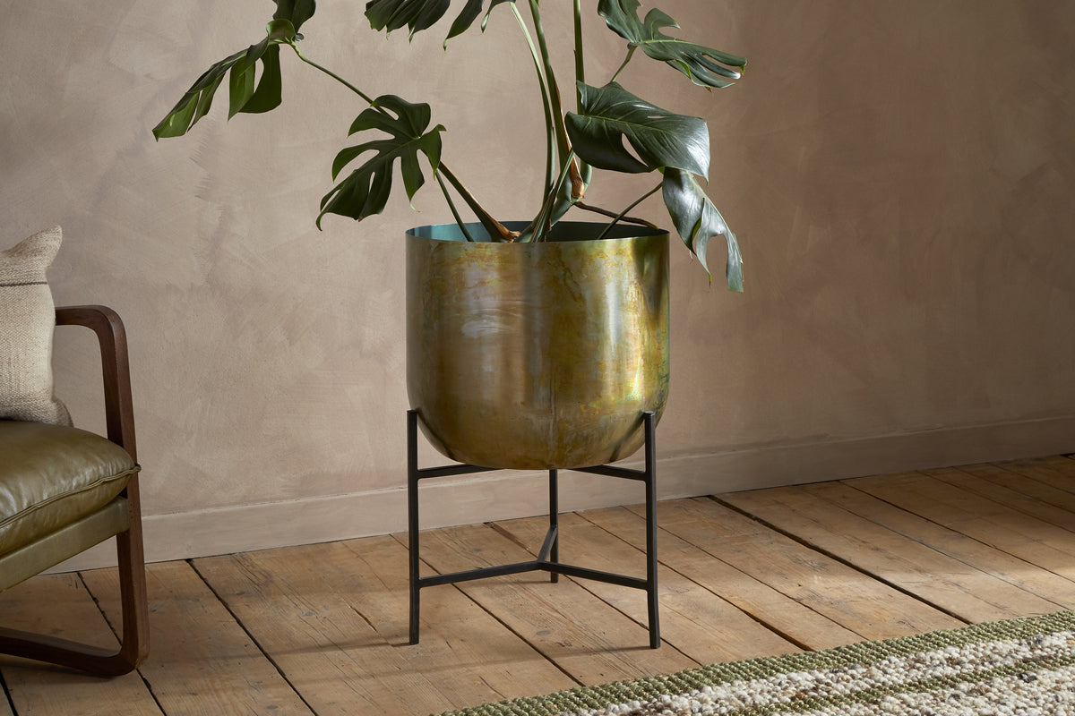 Jani Metal Planter - Oxidised Metal