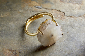 Dveep Solar Quartz Ring - Neutral