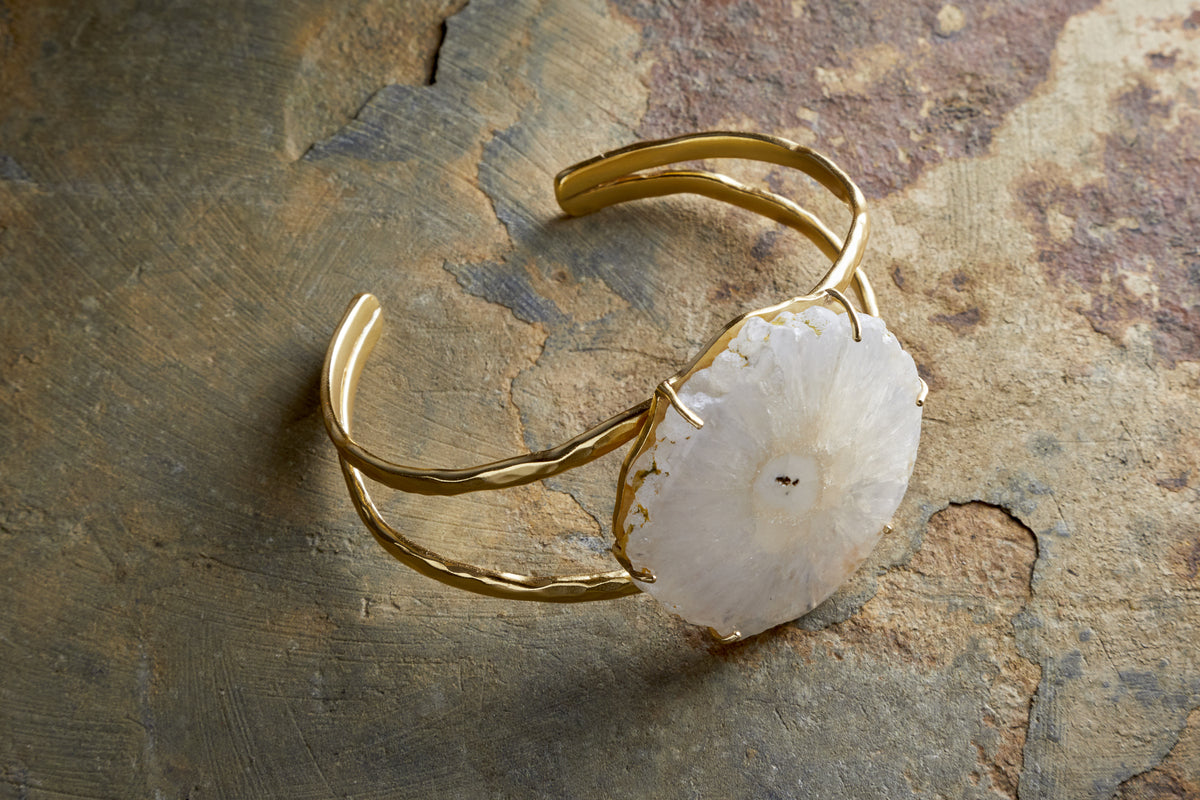 Dveep Solar Quartz Bracelet - Gold