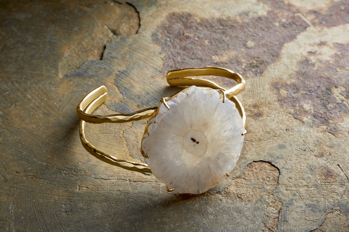 Dveep Solar Quartz Bracelet - Gold