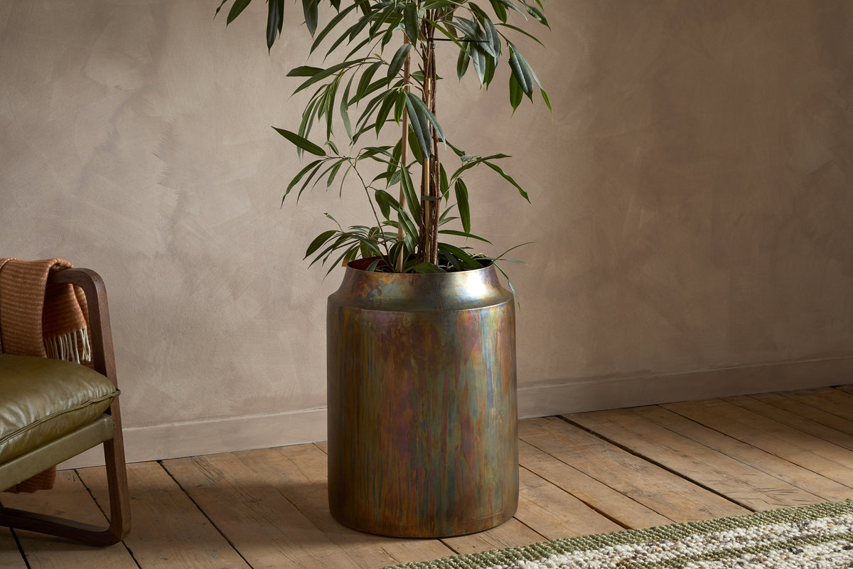 Roja Metal Planter - Oxidised Metal