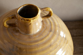 Hujan Vase - Ochre