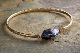 Parahu Grey Pearl Bracelet - Gold