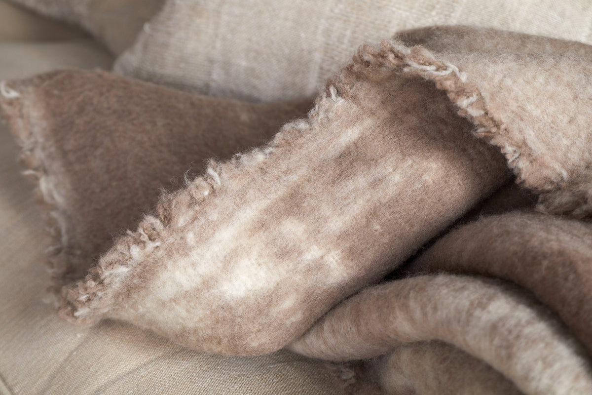 Kambali Disressed Wool Jacquard Throw - Natural - 130 x 200cm