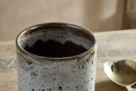 Cam Utensil Holder - Mocha