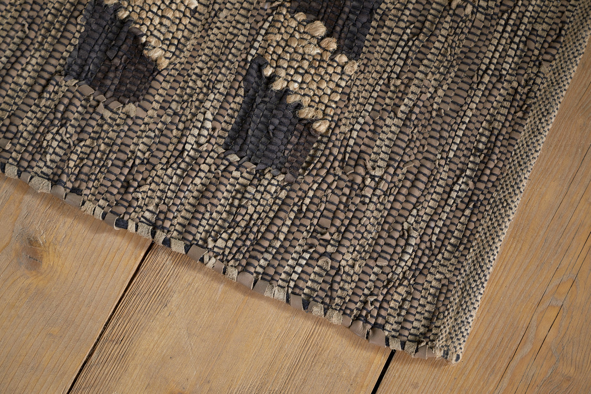 Nadiki Recycled Leather Rug - Black & Natural