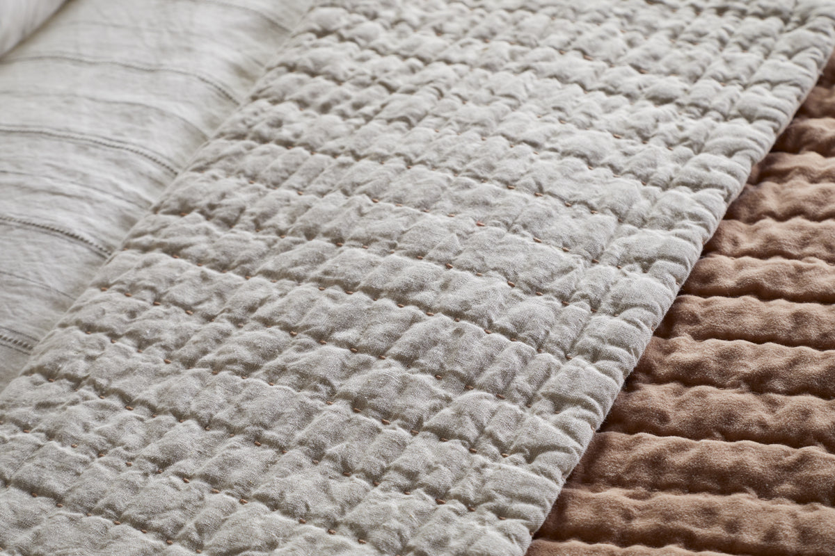 Nidra Velvet & Linen Bed Quilt - Dusty Pink - 220 x 240cm