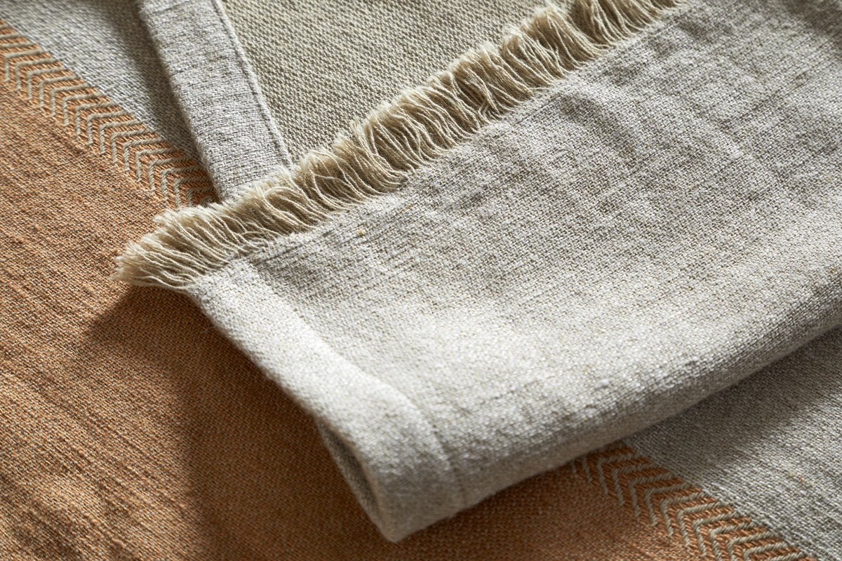 Geet Table Runner - Natural & Rust
