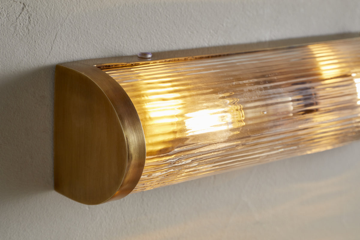 Akurdi Bathroom Mirror Light - Clear