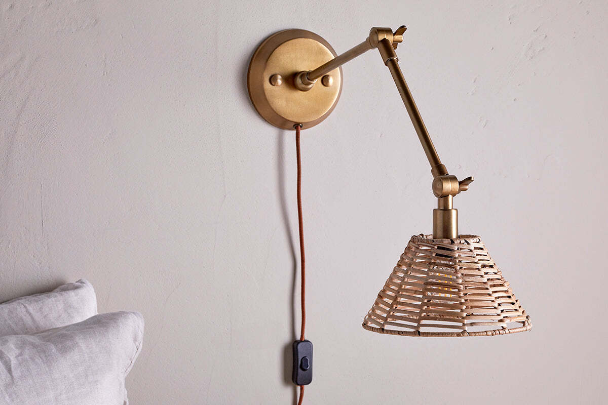 Noko Rattan Wall Lamp - Natural & Antique Brass