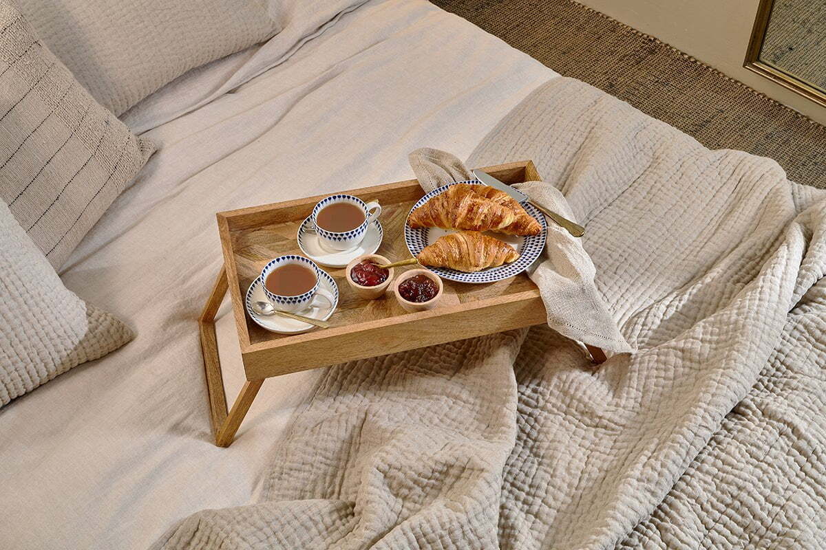 Pawi Mango Wood Breakfast Tray