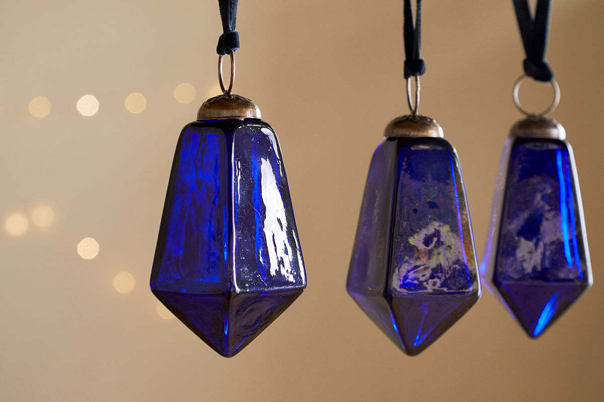 Ratnam Baubles - Indigo (Set of 4)