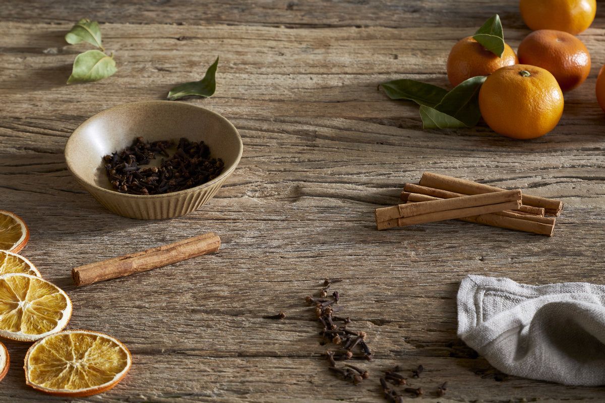 Mandarin & Clove Reed Diffuser