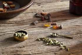 Cardamom & Amber 1 Wick Scented Candle - Aged Smoke - 1 Wick
