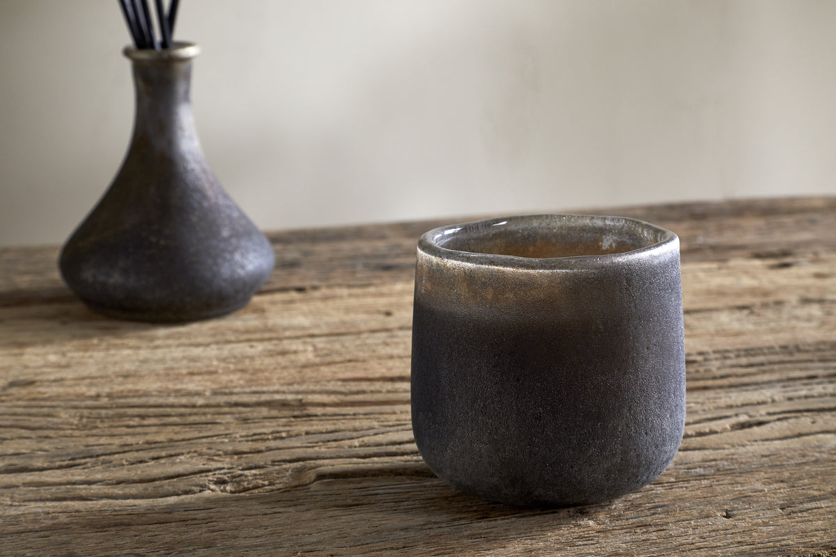 Cedarwood & Fig 1 Wick Scented Candle - Frosted Black